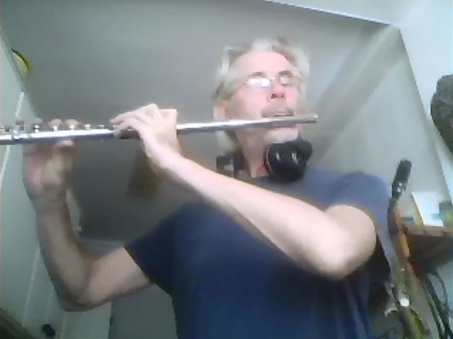I will teach you  to play  concert  flute, or improve your tone and technique