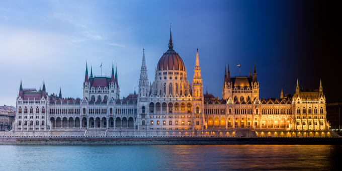 I will be your virtual tour guide in budapest