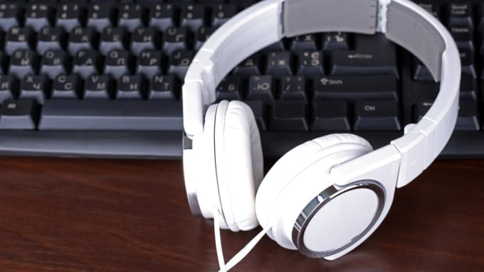 I will make audio transcription to text