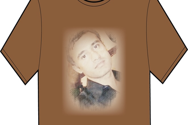 I will do bulk t shirt designs for online stores and vector illustration