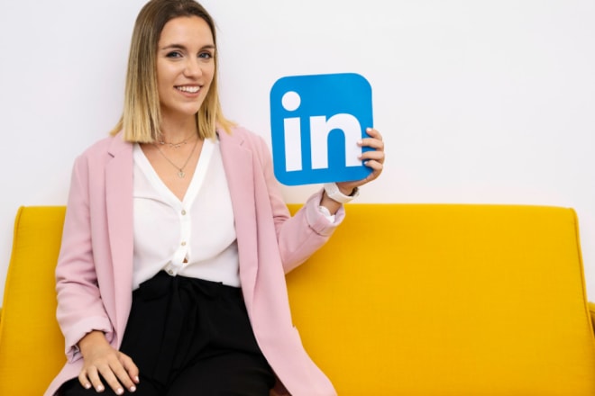 I will write, revamp, and optimize your linkedin profile