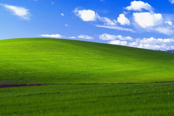 I will photoshop any face over the windows xp screen