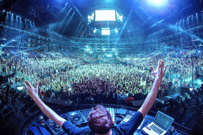 I will do edm music promotion to have 9900k fans on social media