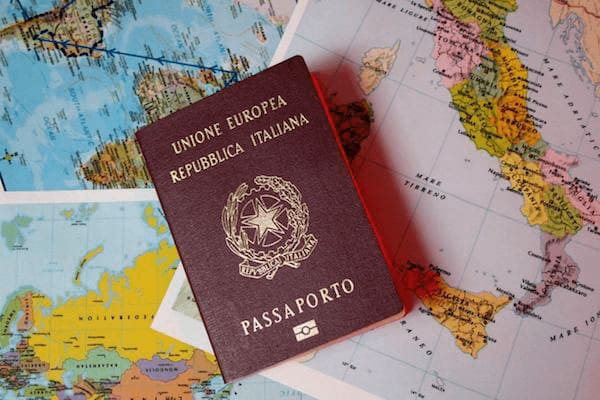 I will translate italian citizenship documents